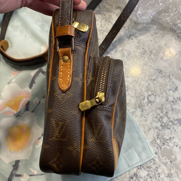 Louis Vuitton Amazone Monogram Crossbody Bag TH0928 - Picture 4 of 13